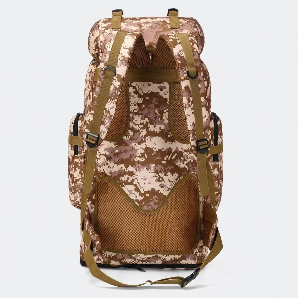 Dos du grand sac à dos tactique camouflage désert pixelisé 100L avec dosseret en mesh et bretelles réglables