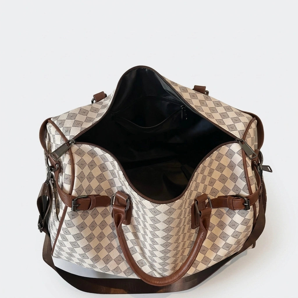 Vue intérieure du sac week-end damier beige avec doublure noire et large ouverture zippée centrale