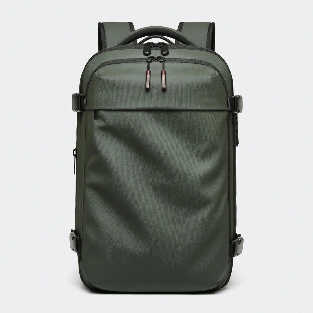 Sac à dos cabine vert olive vue de face avec design minimaliste, cadenas TSA et sangles de compression