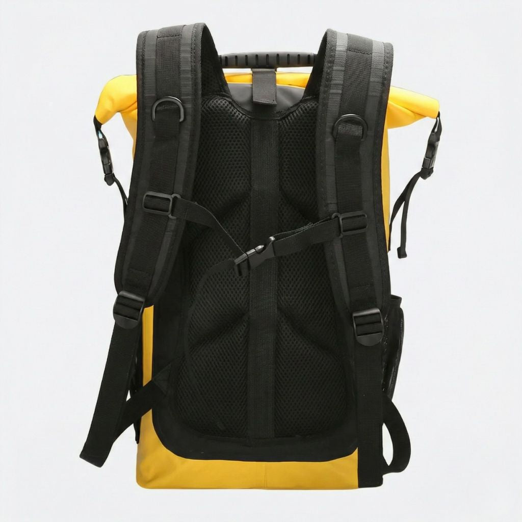 Vue de dos d'un sac à dos étanche jaune roll-top avec système de sangles dorsales ergonomiques en résille Image