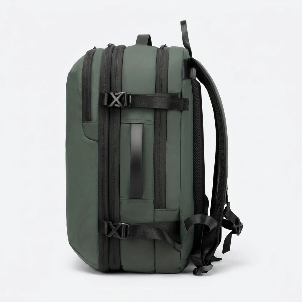 Sac à dos voyage vert vue latérale arrière avec sangles de compression et poignée de transport noire