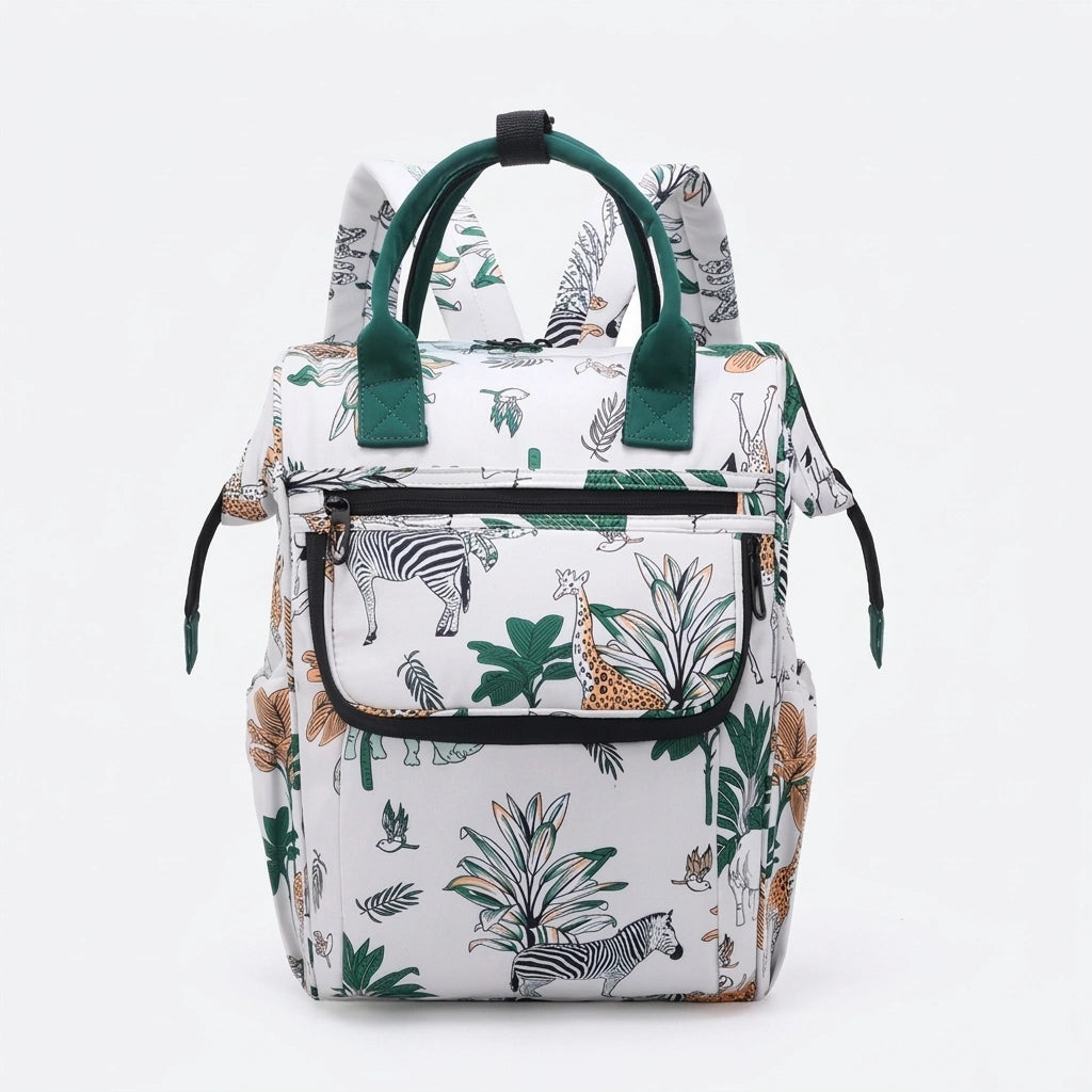 Sac à dos à langer blanc motif safari girafes et zèbres, vue de face, poche frontale et compartiment