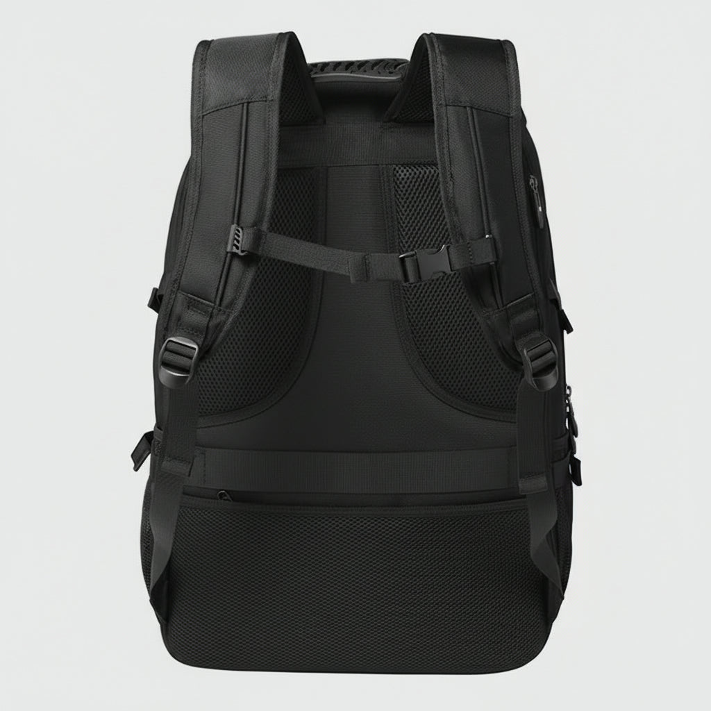 Vue arrière du sac à dos cabine noir avec bretelles rembourrées aérées et sangles de stabilisation