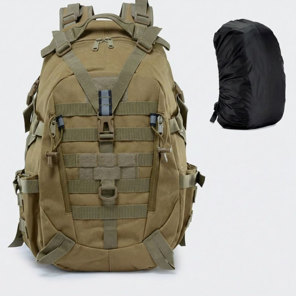 Sac tactique coyote tan avec housse pluie noire incluse, protection complète contre les intempéries