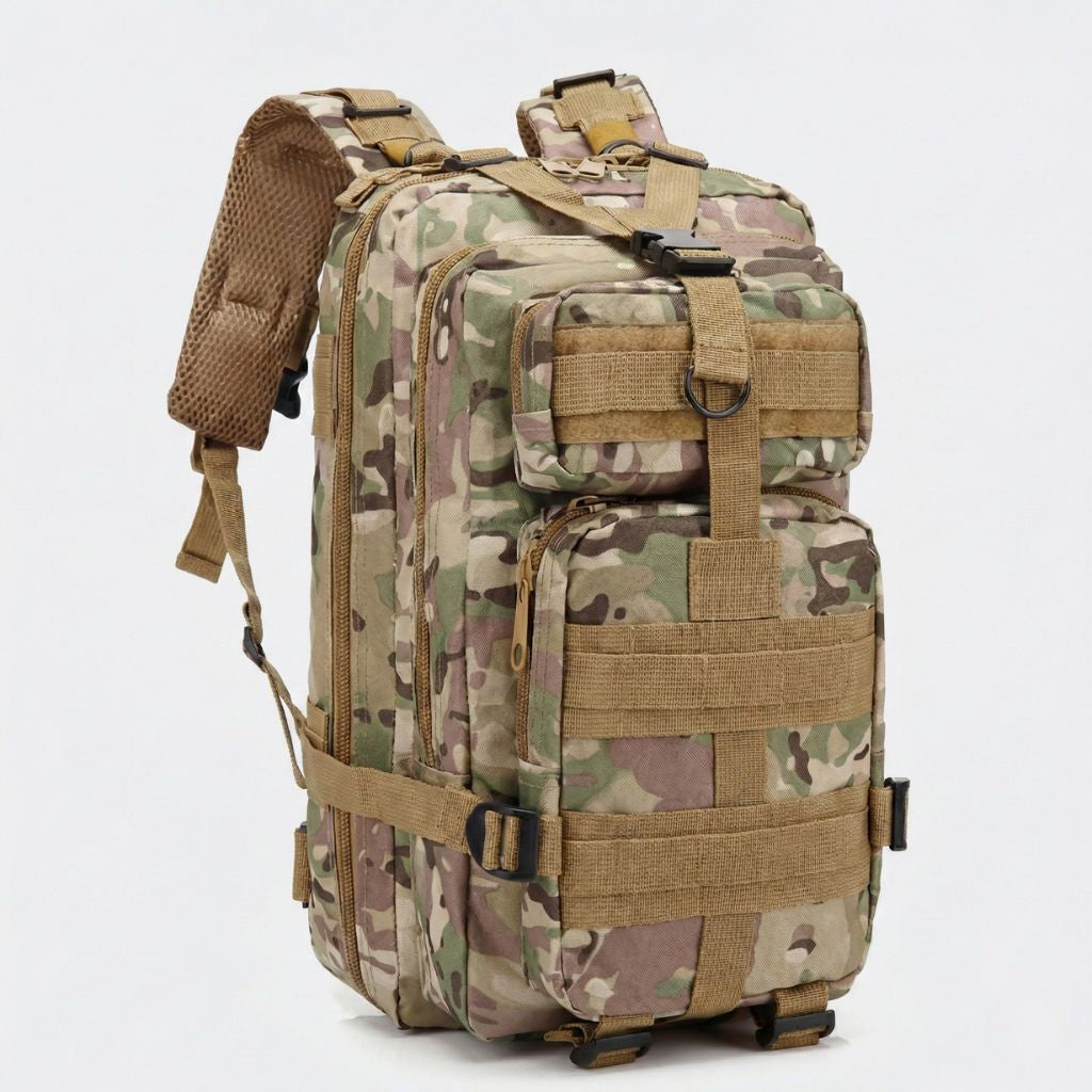 Sac à dos militaire tactique camouflage CP de trois quarts avec poches MOLLE et petite poche supérieure