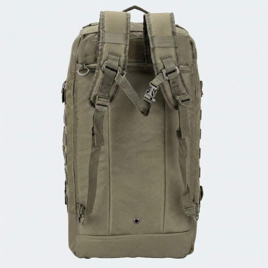 Vue de dos du sac à dos militaire tactique 71L kaki avec bretelles ergonomiques rembourrées et sangle dorsale