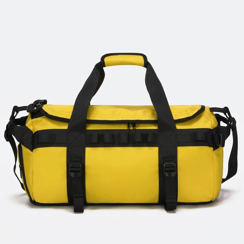 Vue frontale du sac de voyage duffle jaune montrant les boucles de serrage et la poignée supérieure